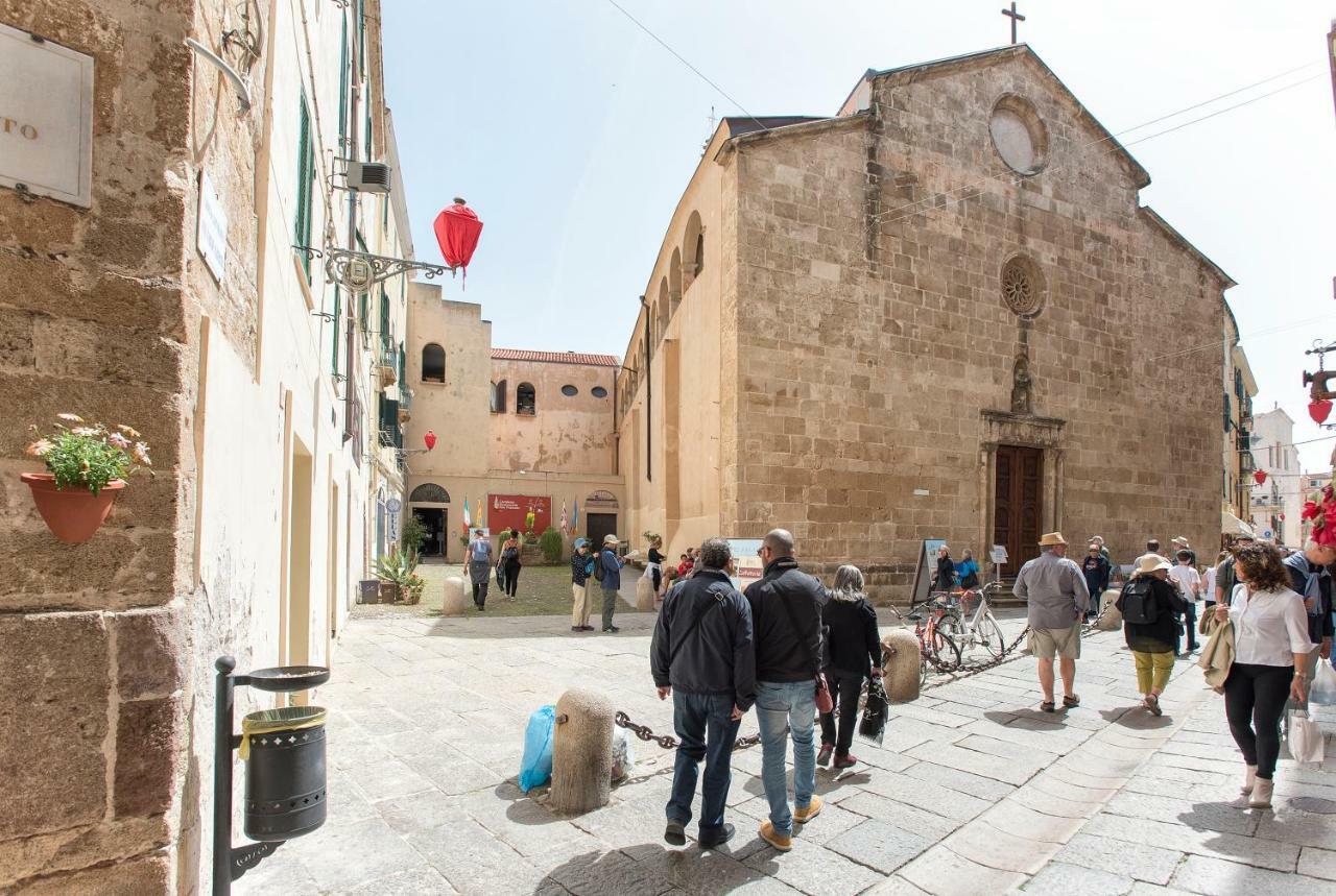 Centro Storico Carlo Alberto Alghero Ngoại thất bức ảnh