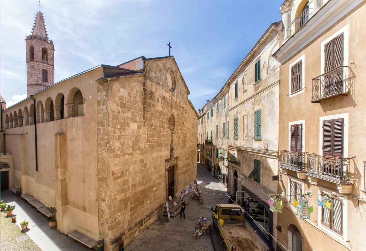 Centro Storico Carlo Alberto Alghero Ngoại thất bức ảnh